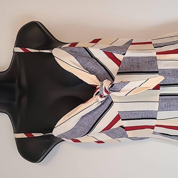 Sweet Rain straip Jumpsuit romper S  oficce work fall summer casual calf length - Picture 2 of 9